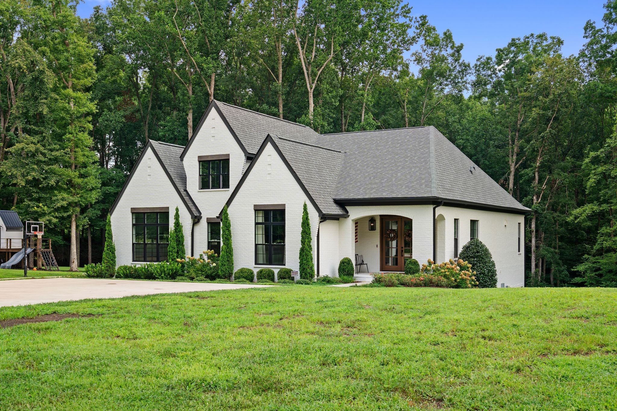 4-bed home for sale in Franklin, TN 37064, 5916 Pinewood Rd 5916 Pinewood Rd, Franklin TN 37064 4-bed home, photo 4 of 60