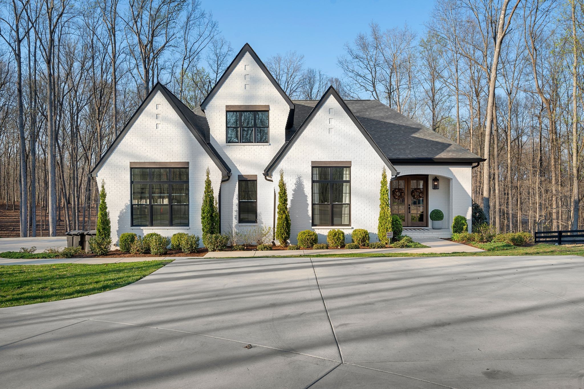 4-bed home for sale in Franklin, TN 37064, 5916 Pinewood Rd 5916 Pinewood Rd, Franklin TN 37064 4-bed home, photo 2 of 60