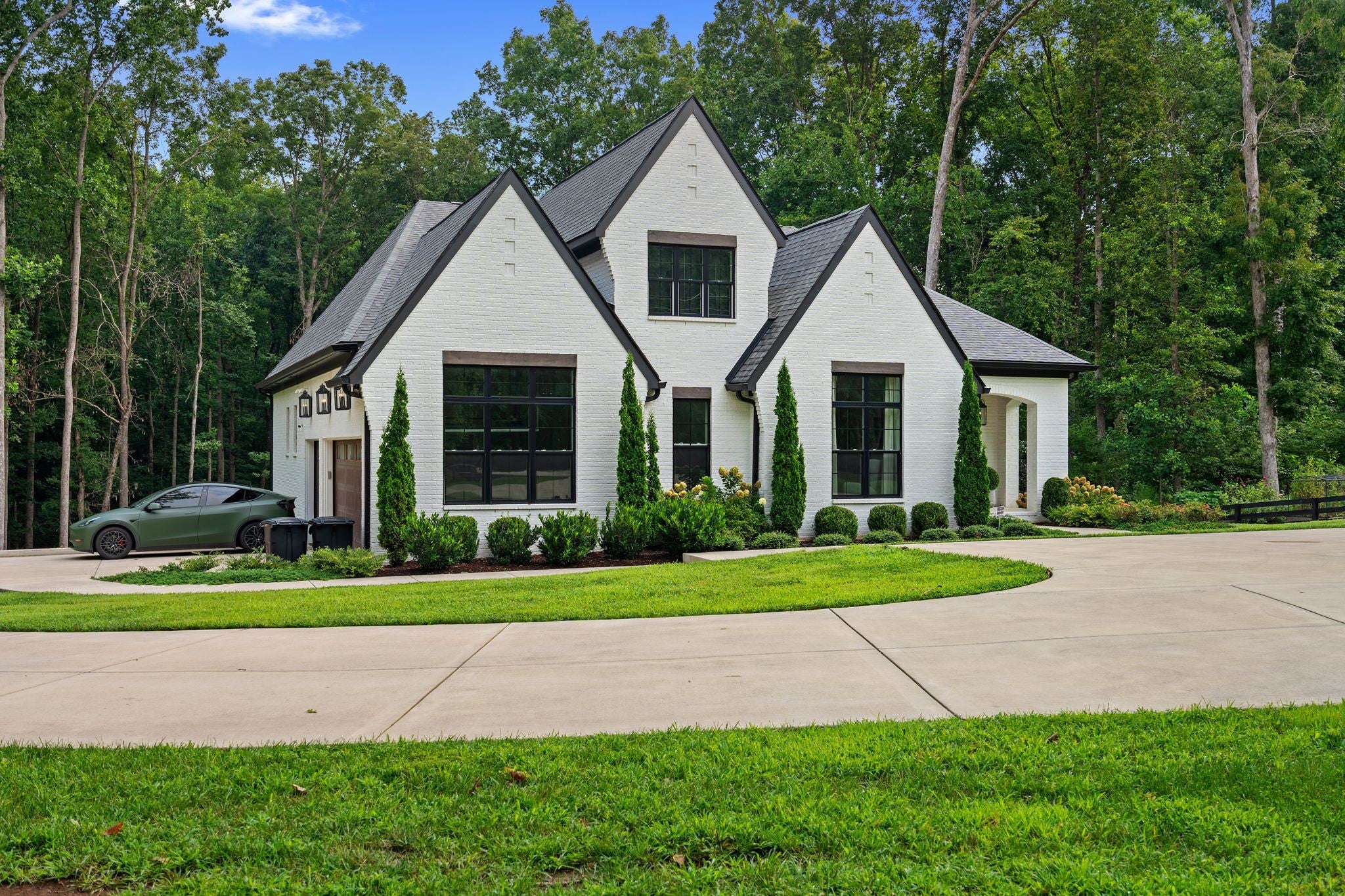 4-bed home for sale in Franklin, TN 37064, 5916 Pinewood Rd 5916 Pinewood Rd, Franklin TN 37064 4-bed home, photo 3 of 60
