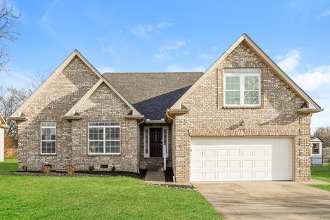 Photo of 145 Summerlin Dr, Gallatin, TN 37066 (MLS # 3065214)