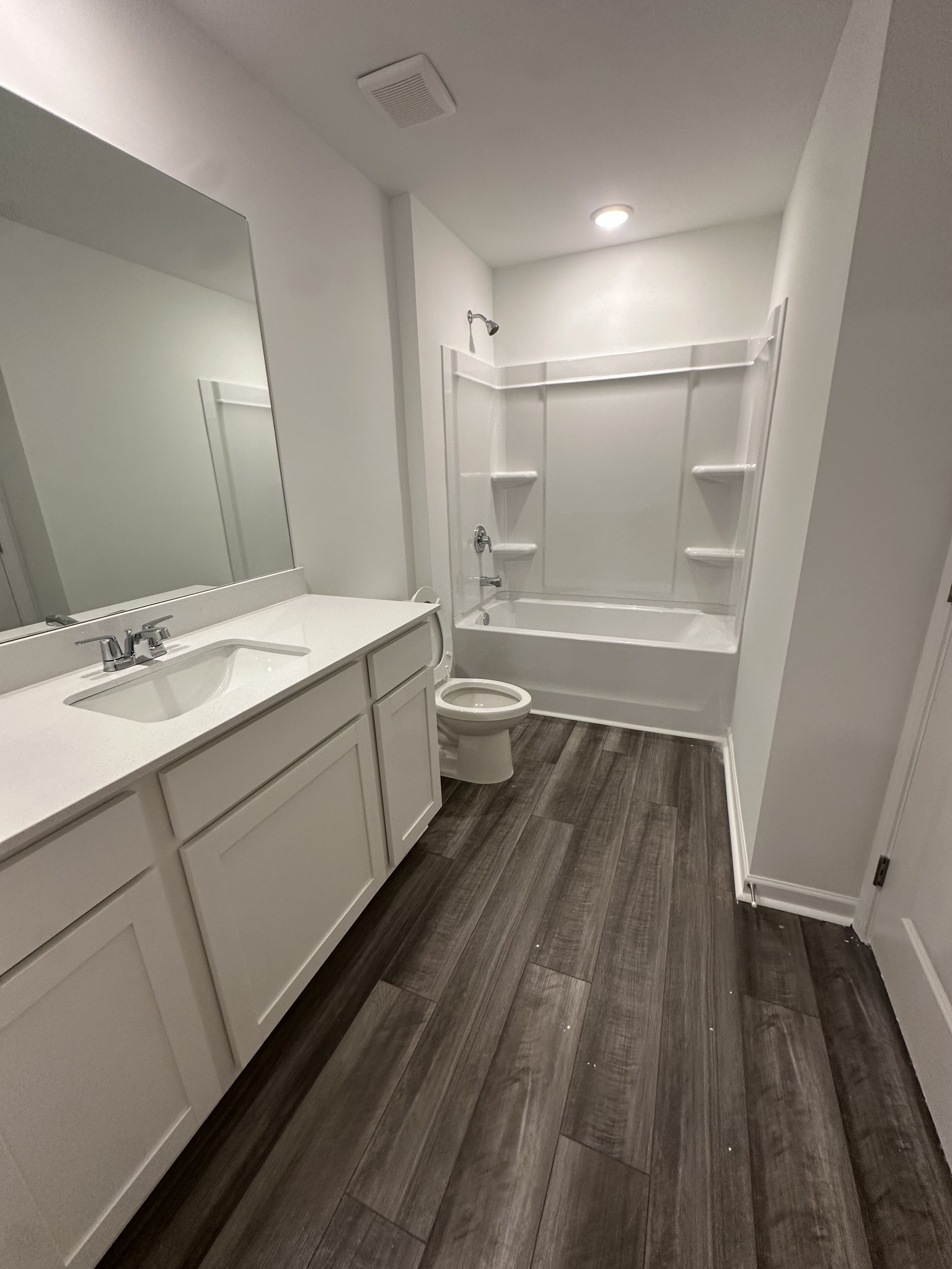 216 Darlington Dr