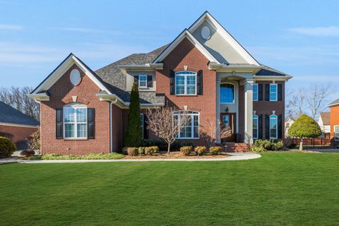 1915 Nightwalk Ct Murfreesboro TN 37130