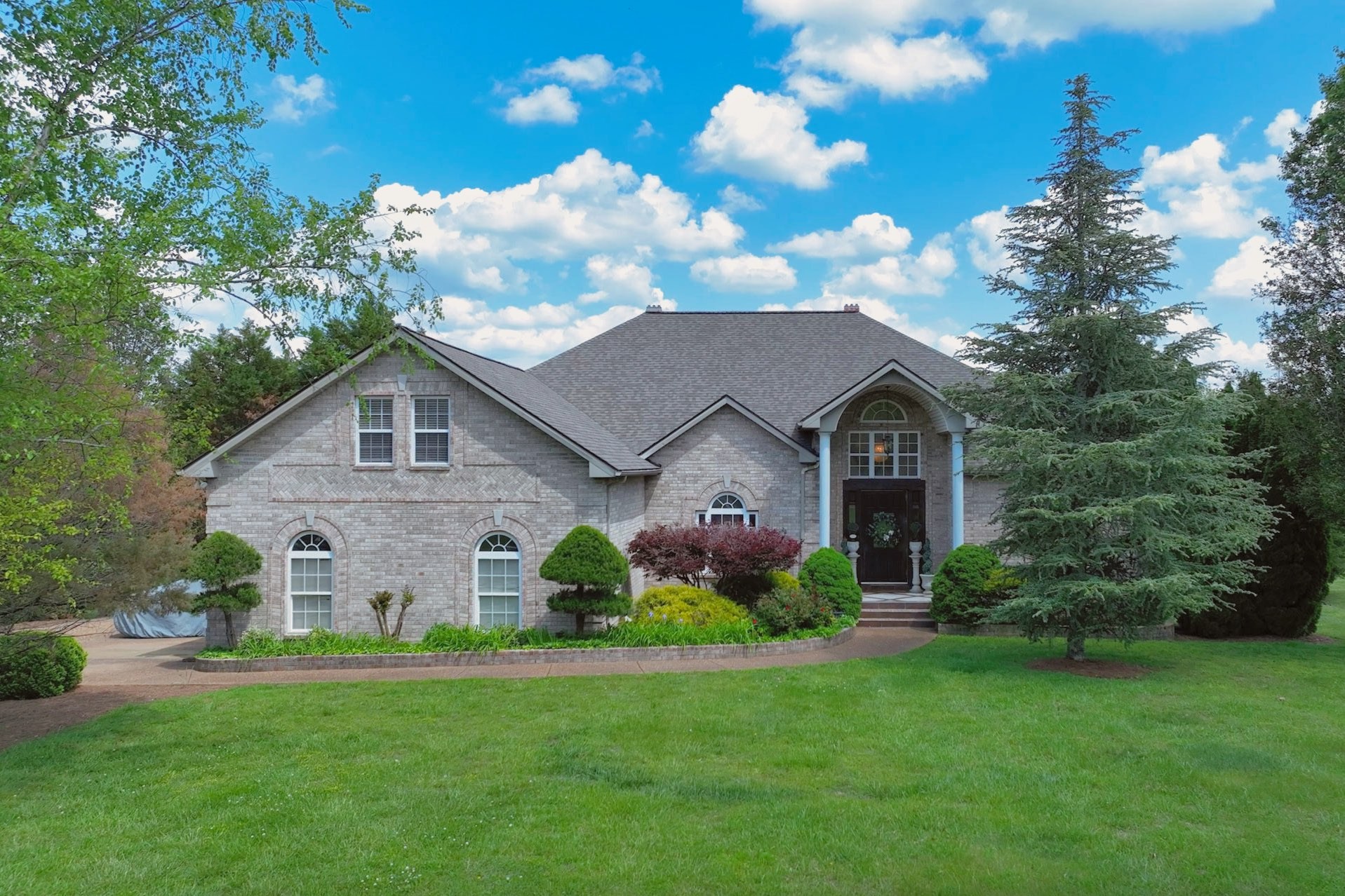 222 Ridgewater Way