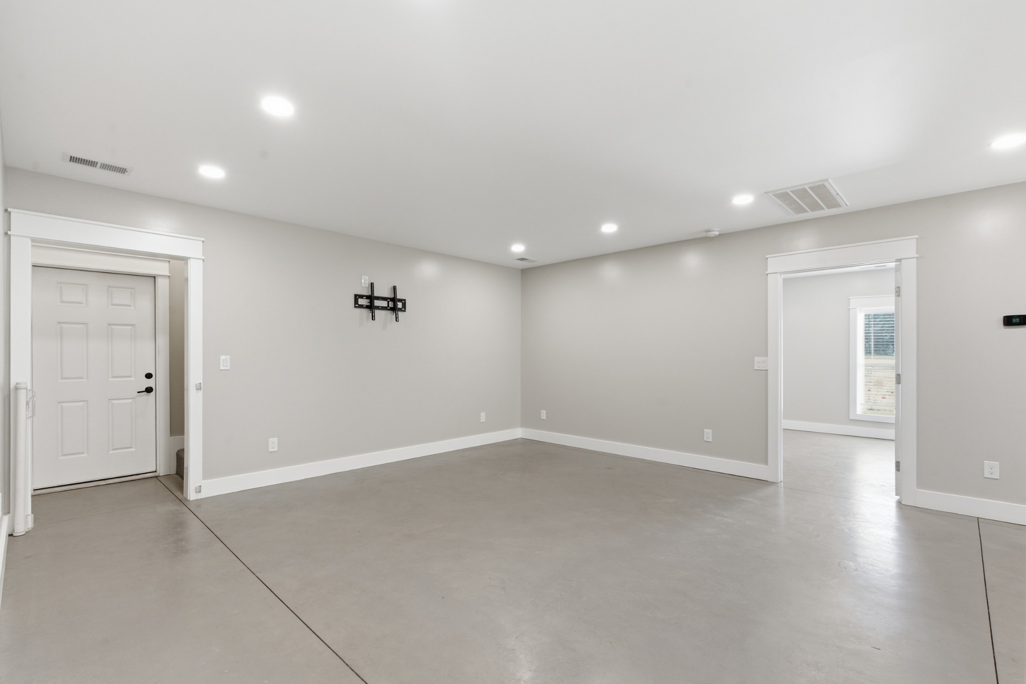 460 Serenity Pl