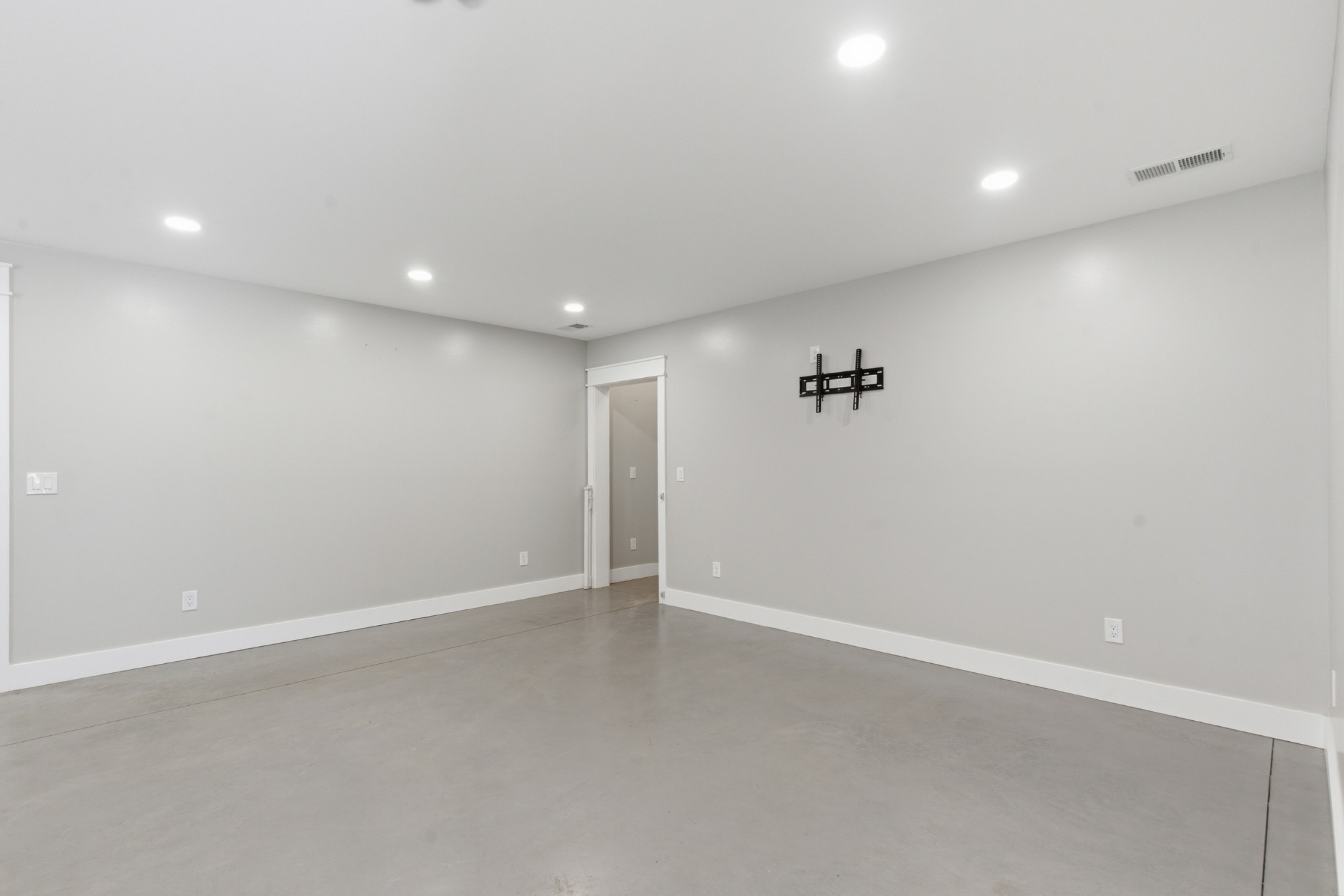 460 Serenity Pl