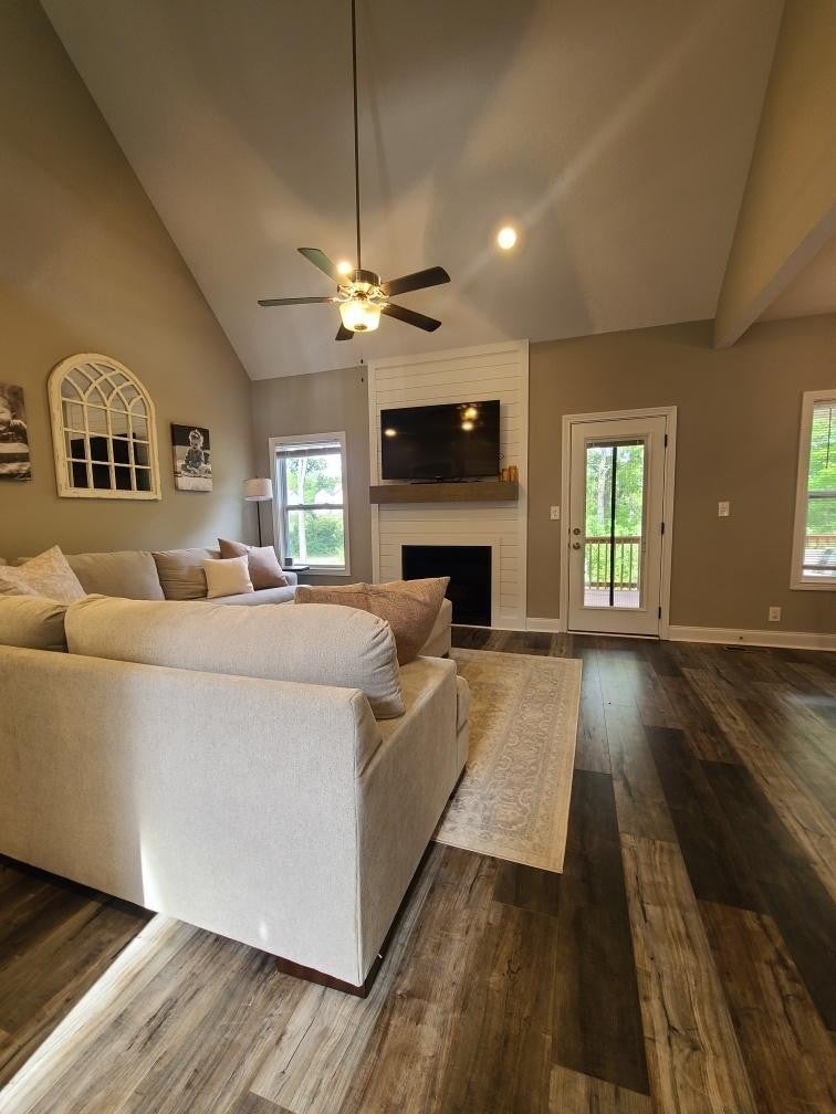 1308 Sussex Dr