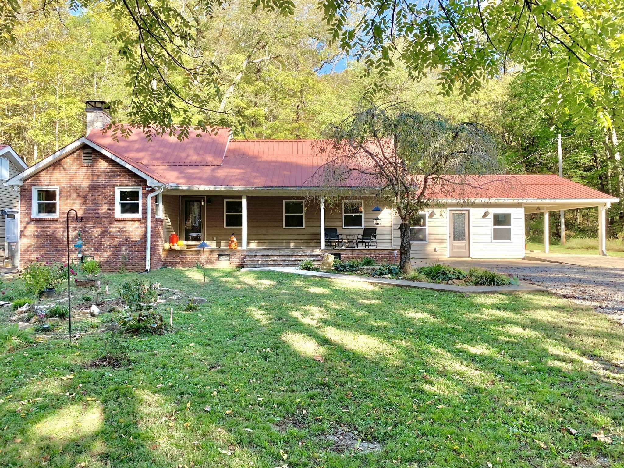 3979 Lem Davis Rd