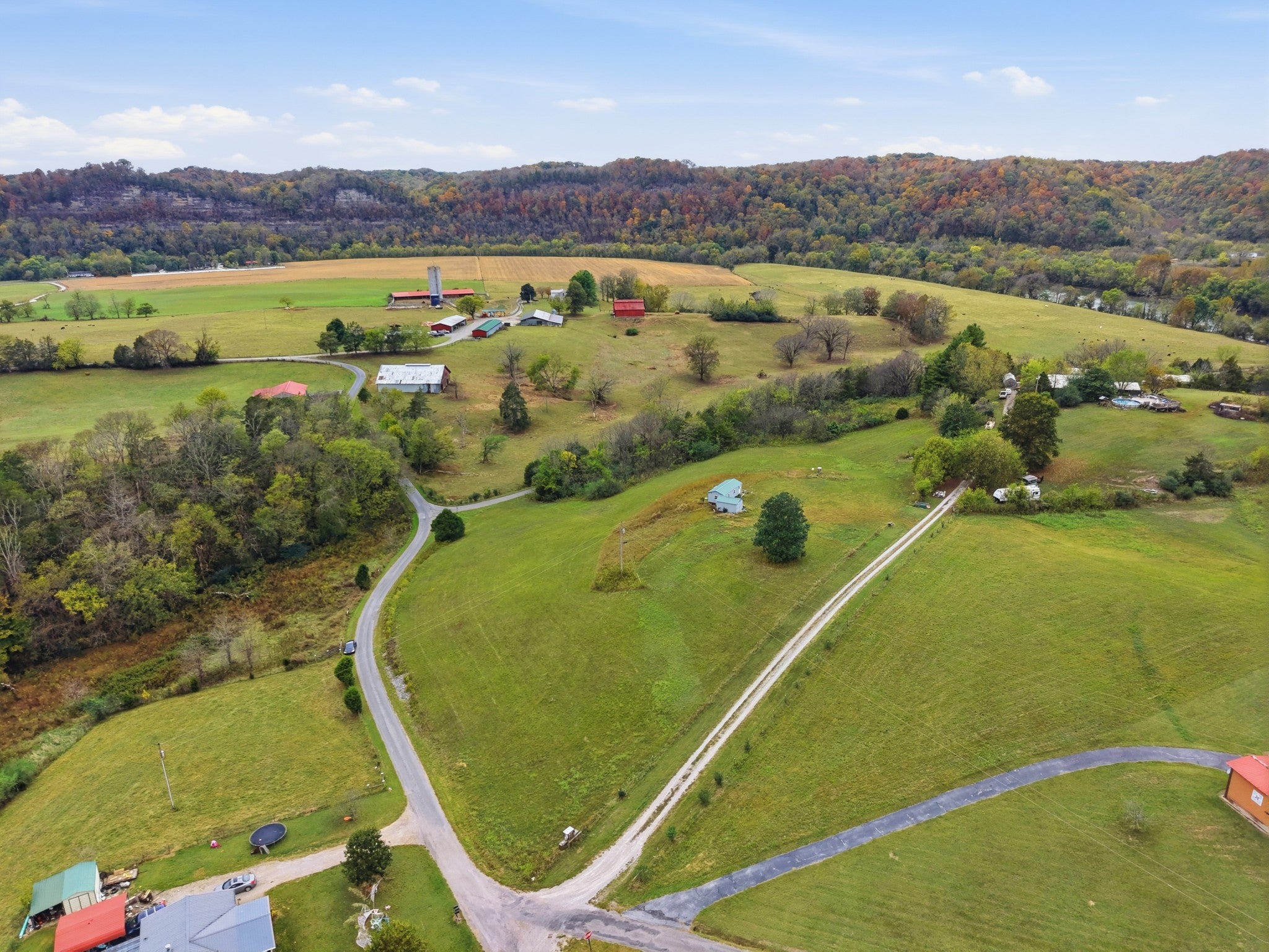 241 Cabin Hill Rd