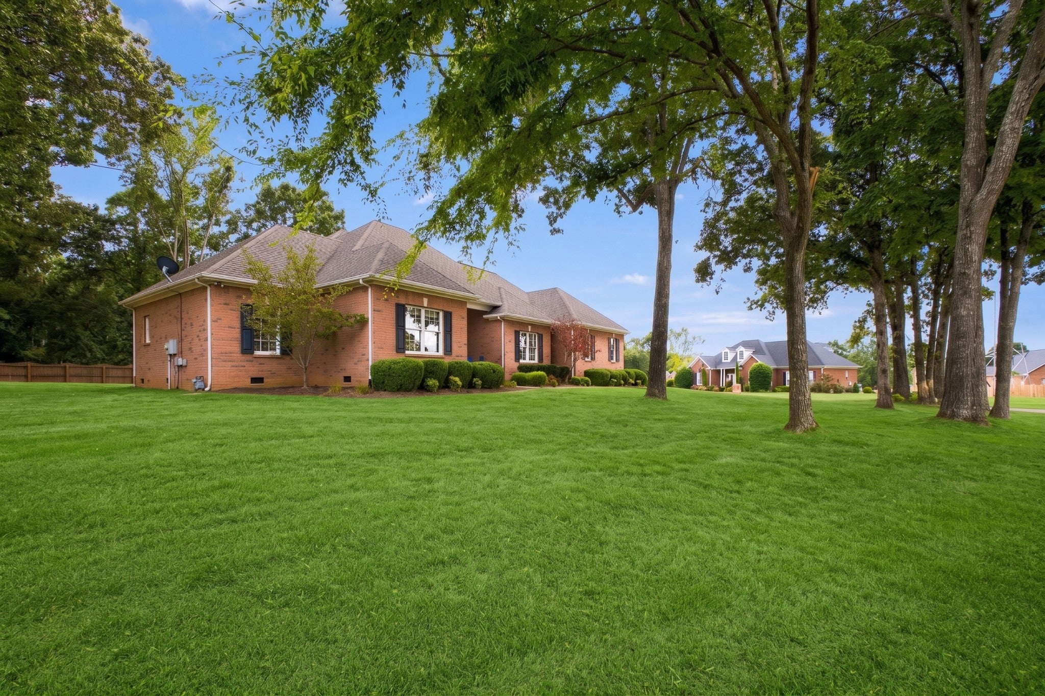 7501 Knight Ln
