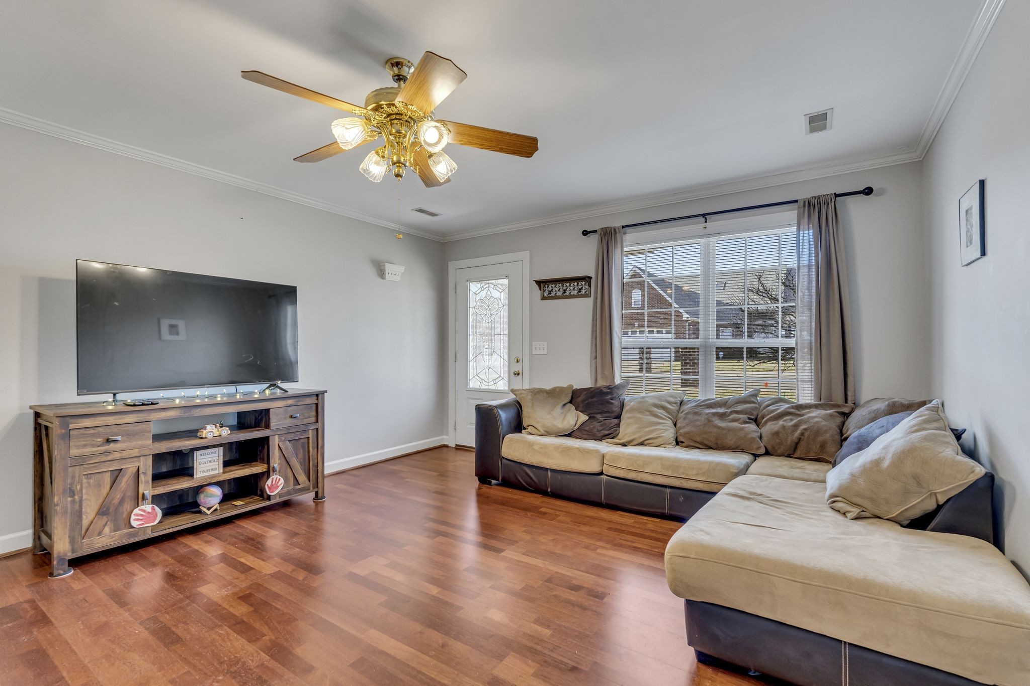 307 Dartford Ct