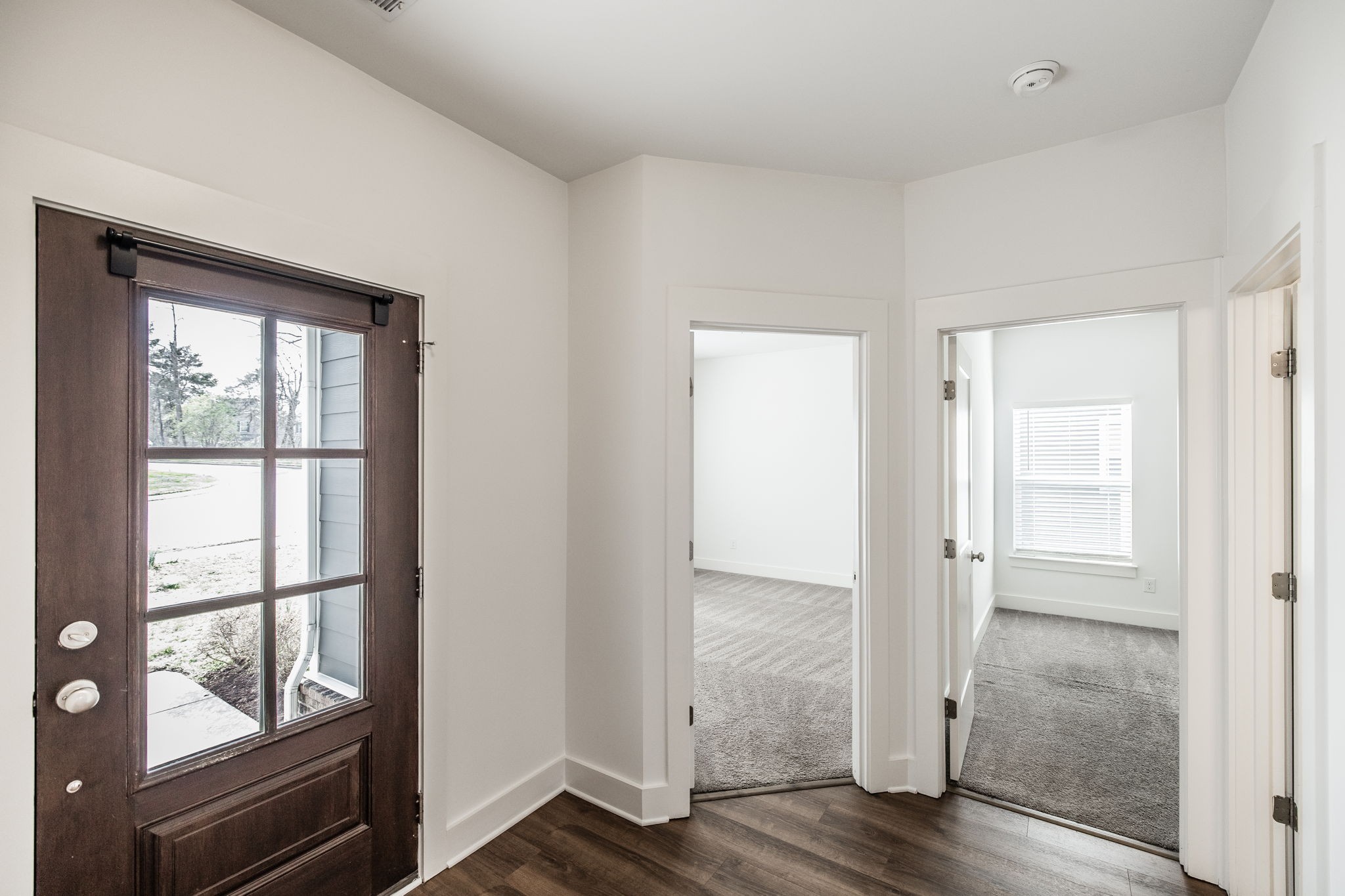 244 Hermitage Point Dr