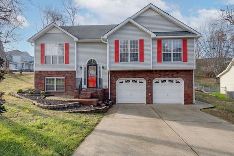 644 Knollwood Dr La Vergne TN 37086