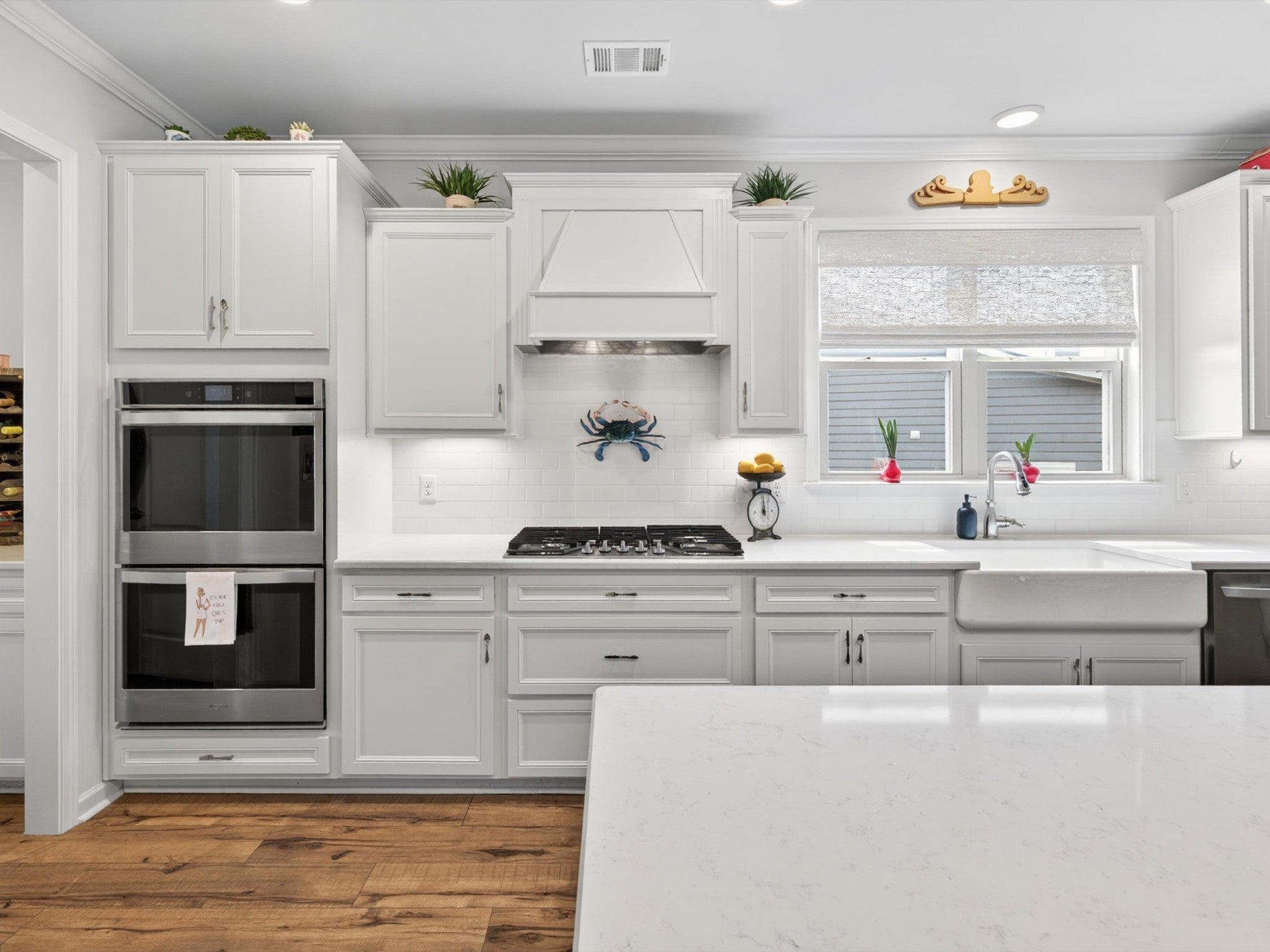 1055 Sumner Grv