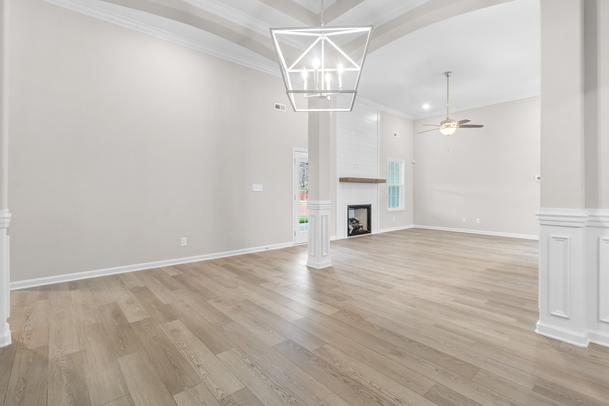 1409 Winterset Dr