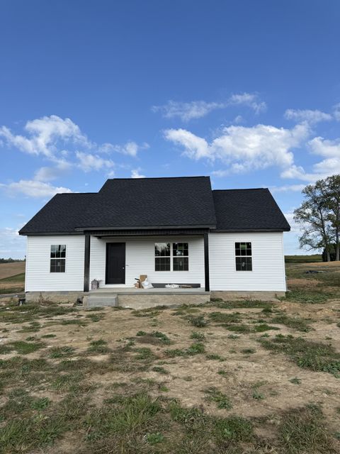 4805 Akersville Rd Lafayette TN 37083