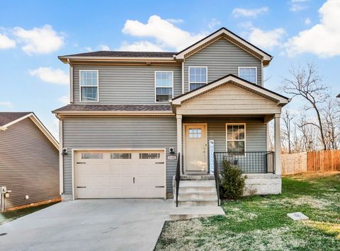 1124 Old Charlotte Trce Clarksville TN 37040