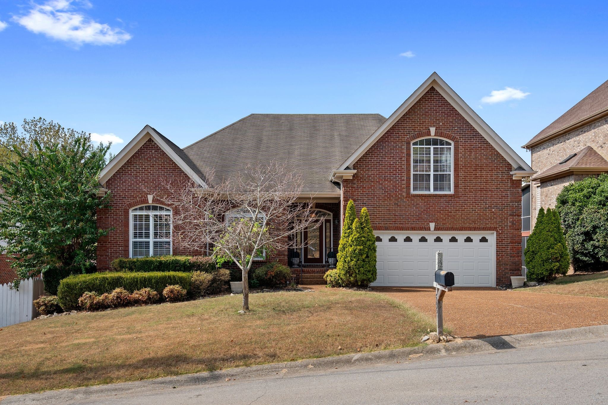 805 Huntwood Pl