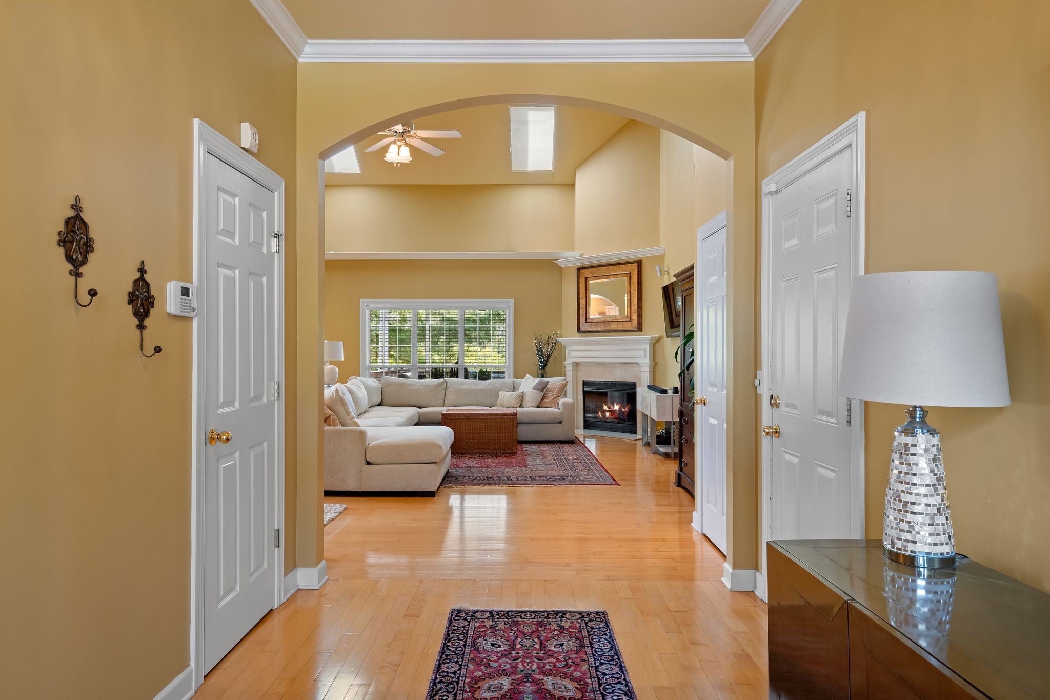 805 Huntwood Pl