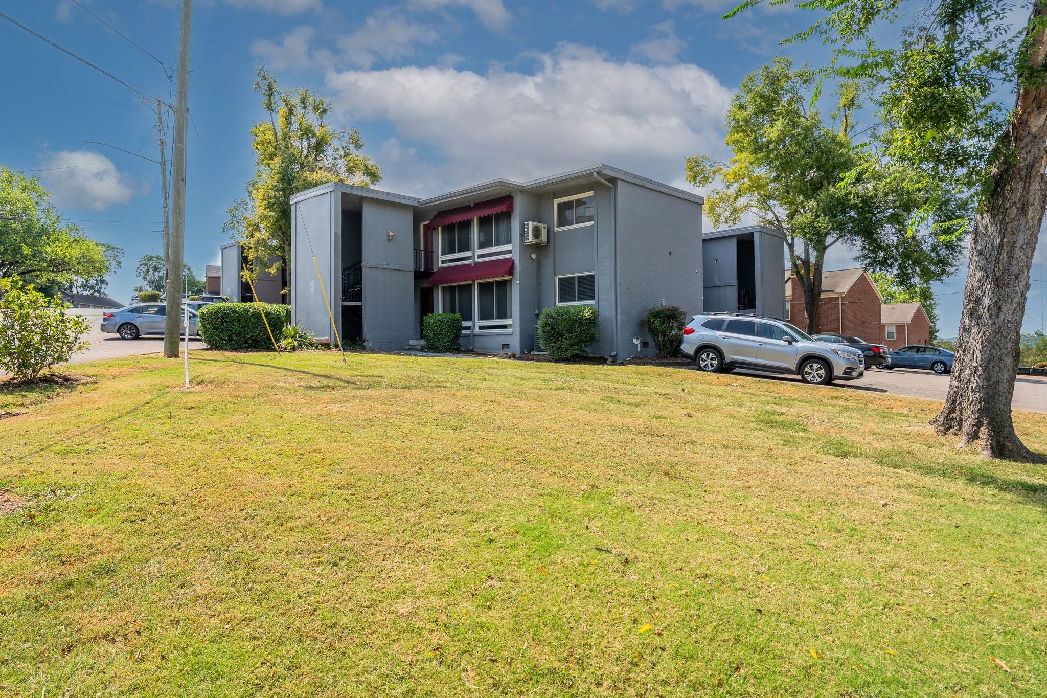 201 Acklen Park Dr 8