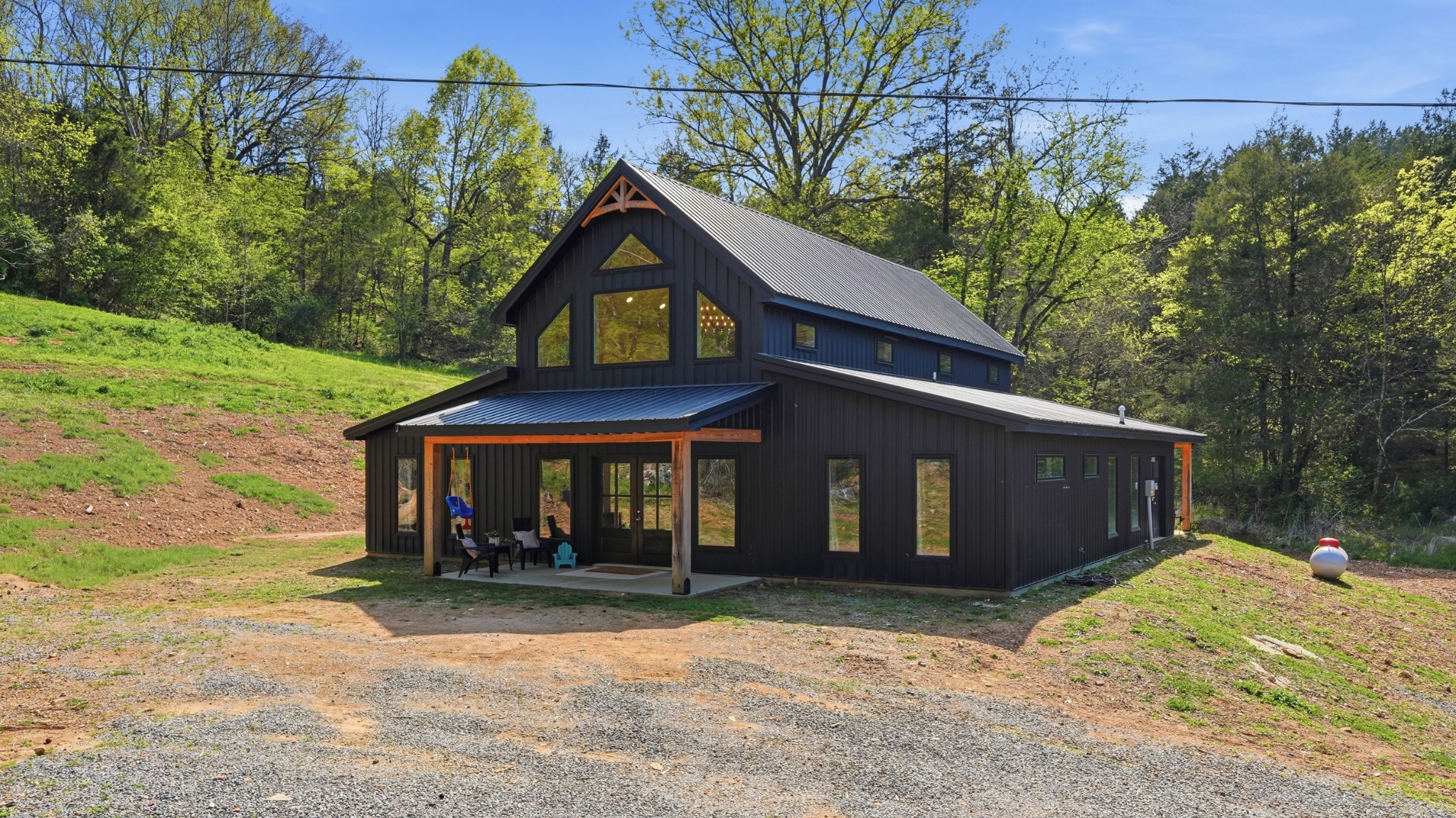 318 Robinson Rd