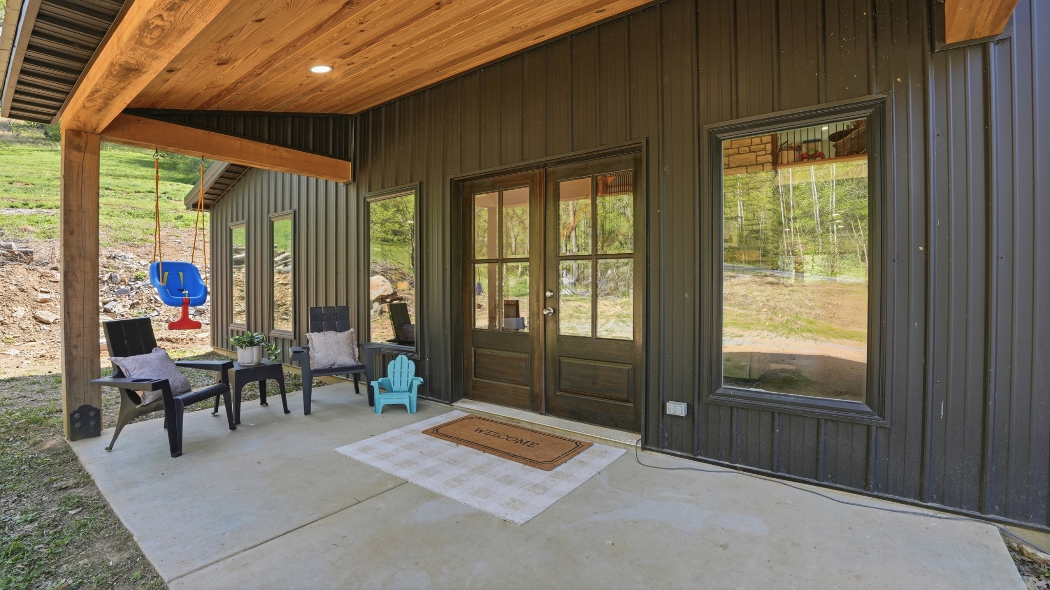 318 Robinson Rd
