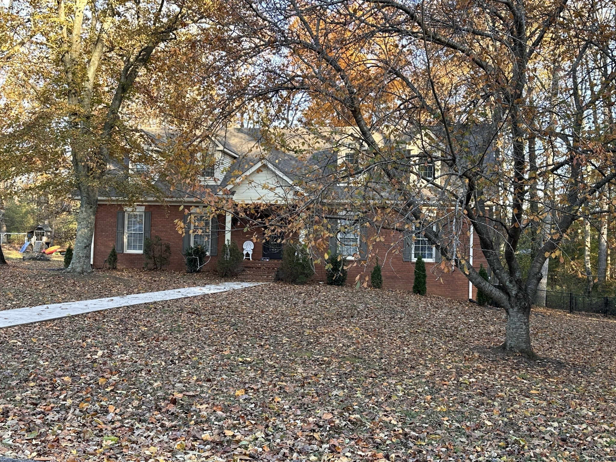 437 Hickory Blvd