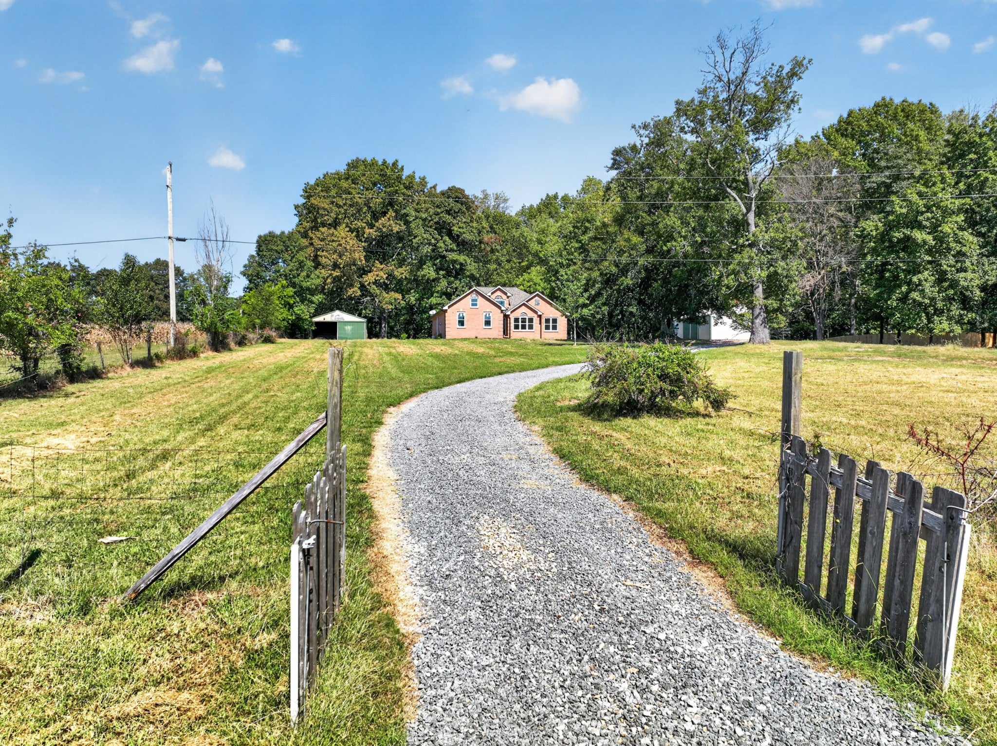 2137 Burford Rd