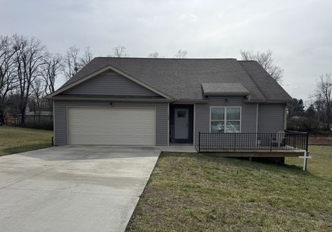 260 Celeste Dr Baxter TN 38544