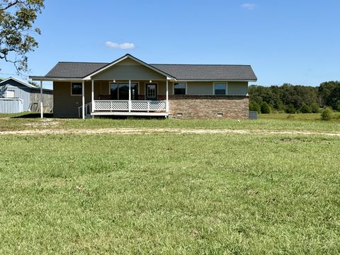 Photo of 2671 Summertown Hwy, Hohenwald, TN 38462 (MLS # 3002630)