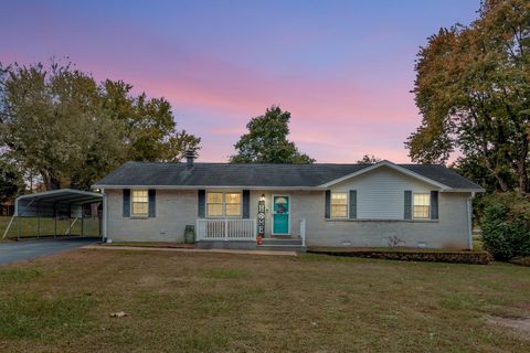 4007 Westwood Dr Columbia TN 38401