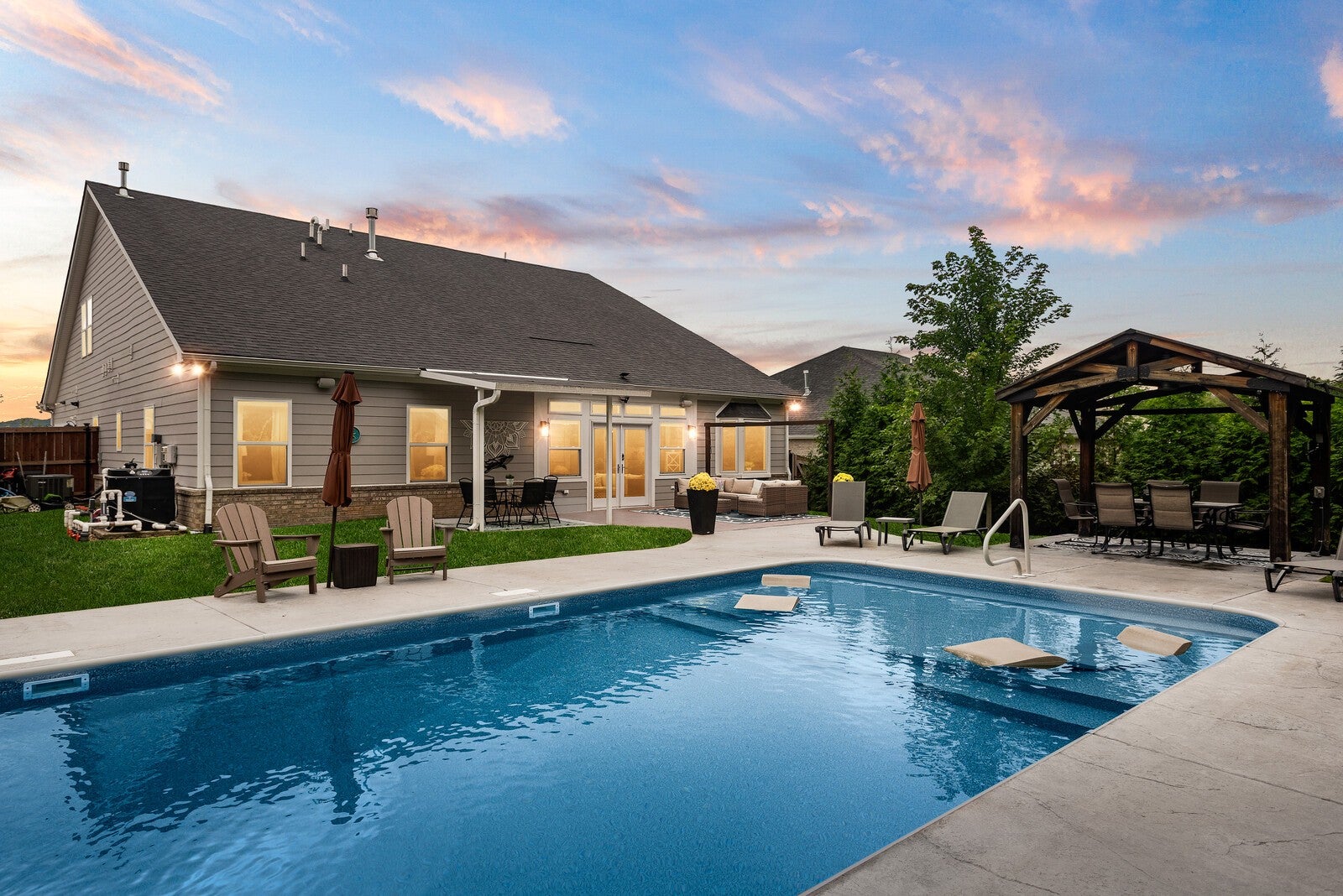 5-bed home at 1236 Craigleigh Dr, Nolensville, sold November 3, 2025