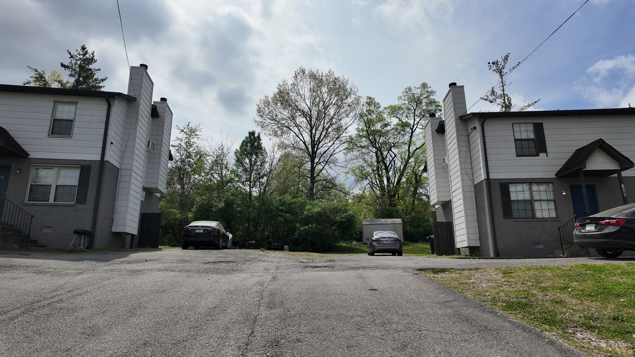 208A E Palestine Ave