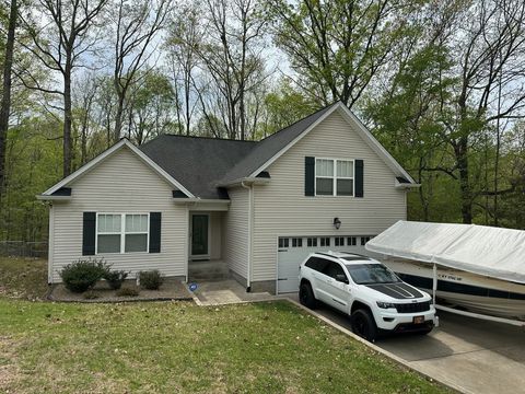 7296 Sugar Camp Dr Greenbrier TN 37073