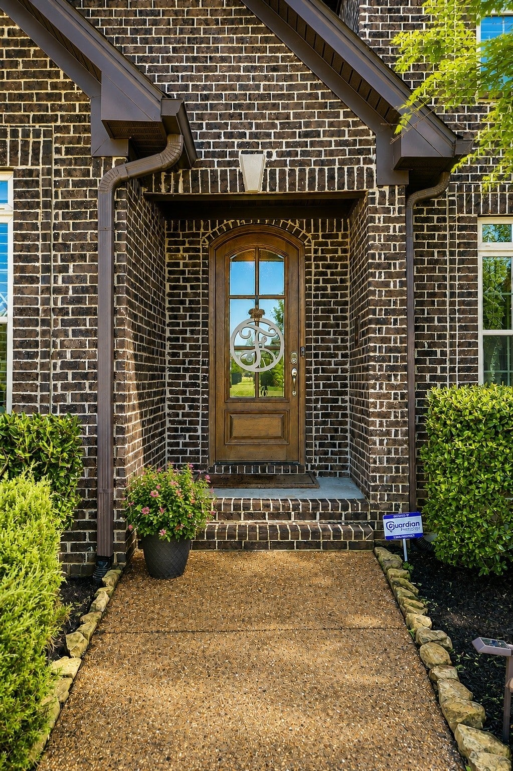 2965 Stewart Campbell Pt