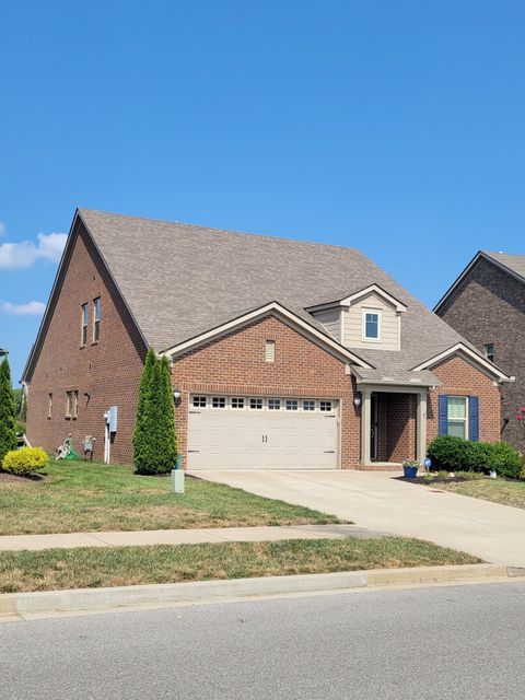 640 Fall Creek Cir Goodlettsville TN 37072