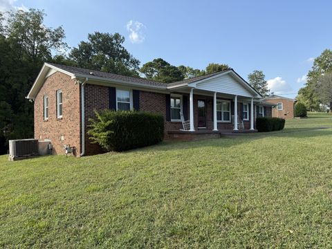 605 Crestland Dr Columbia TN 38401