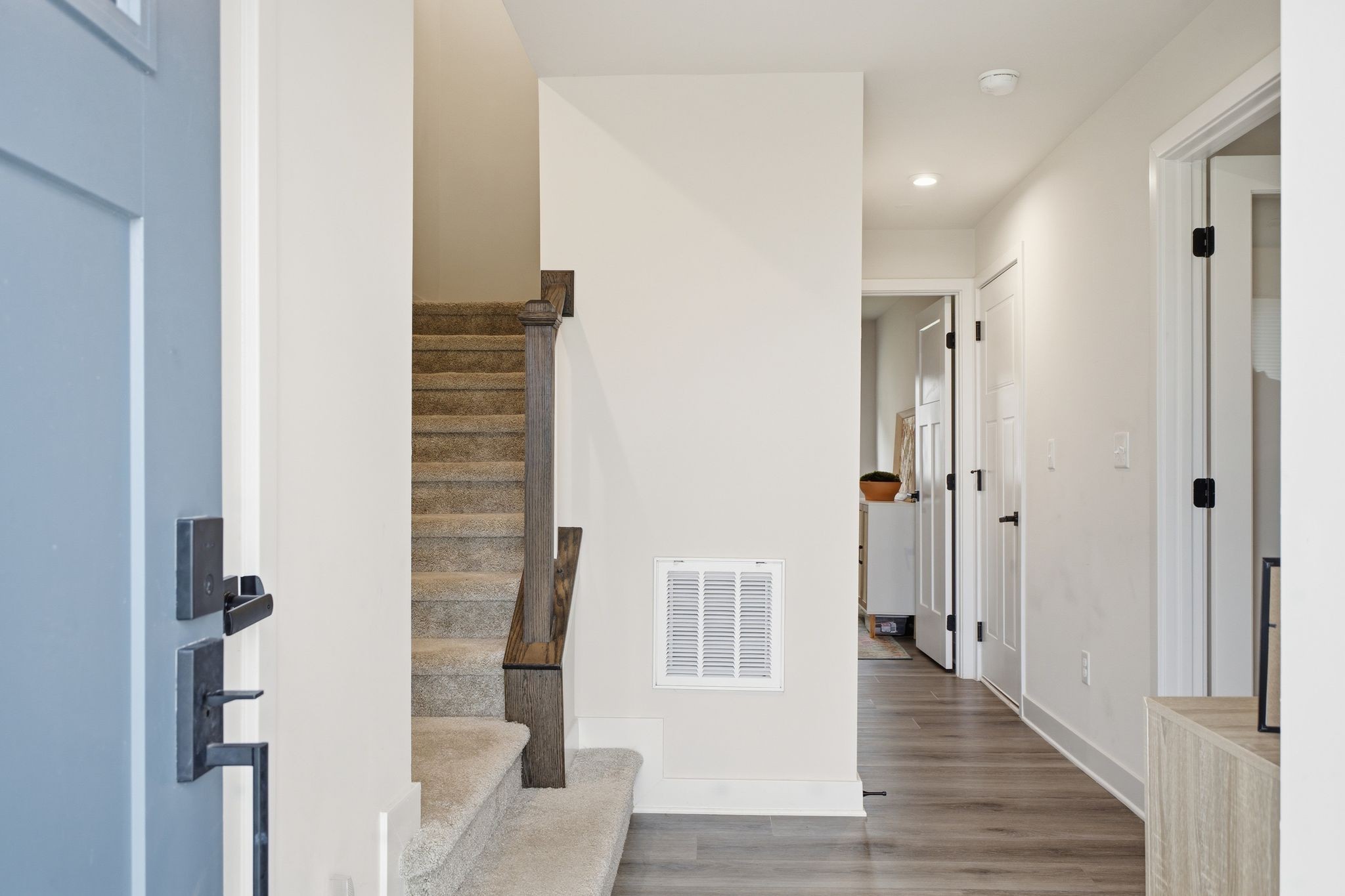 905 Mountain View Ct