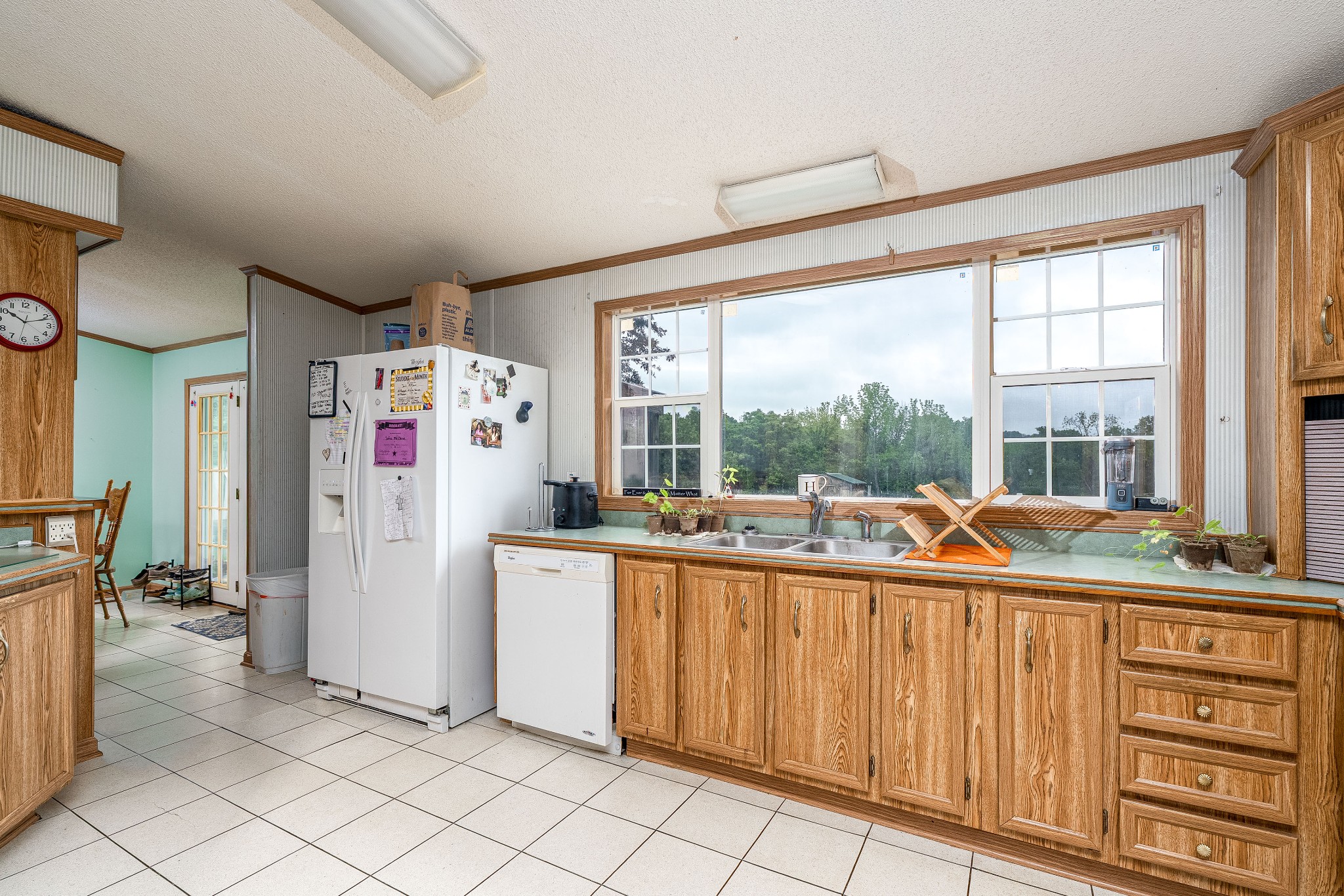 4870 Haley Ln