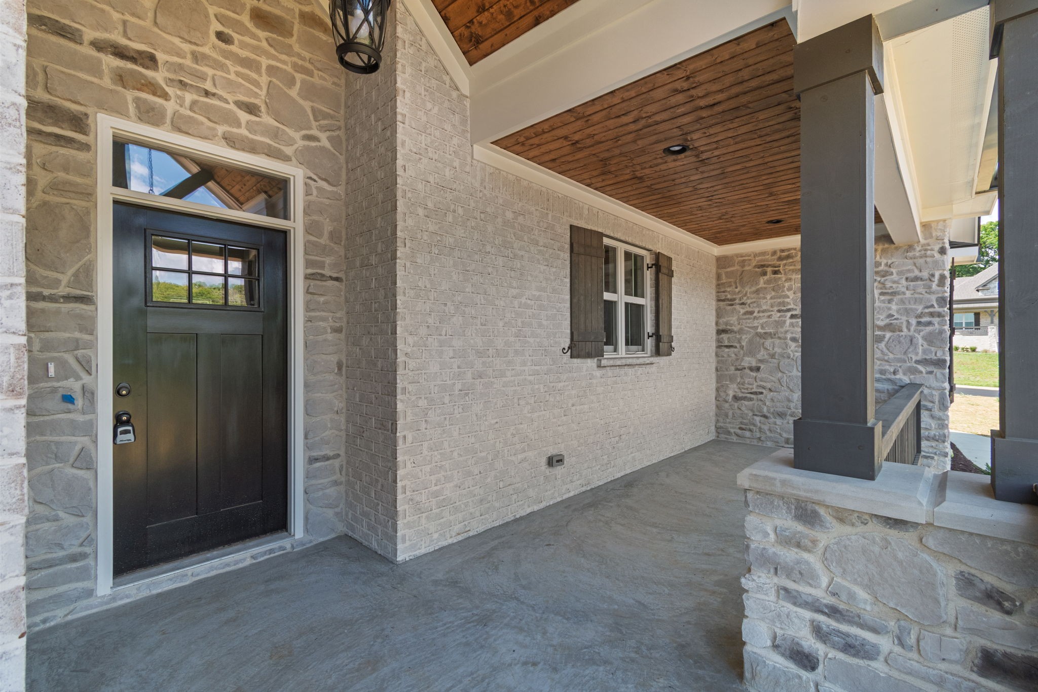 4055 Advocate Path