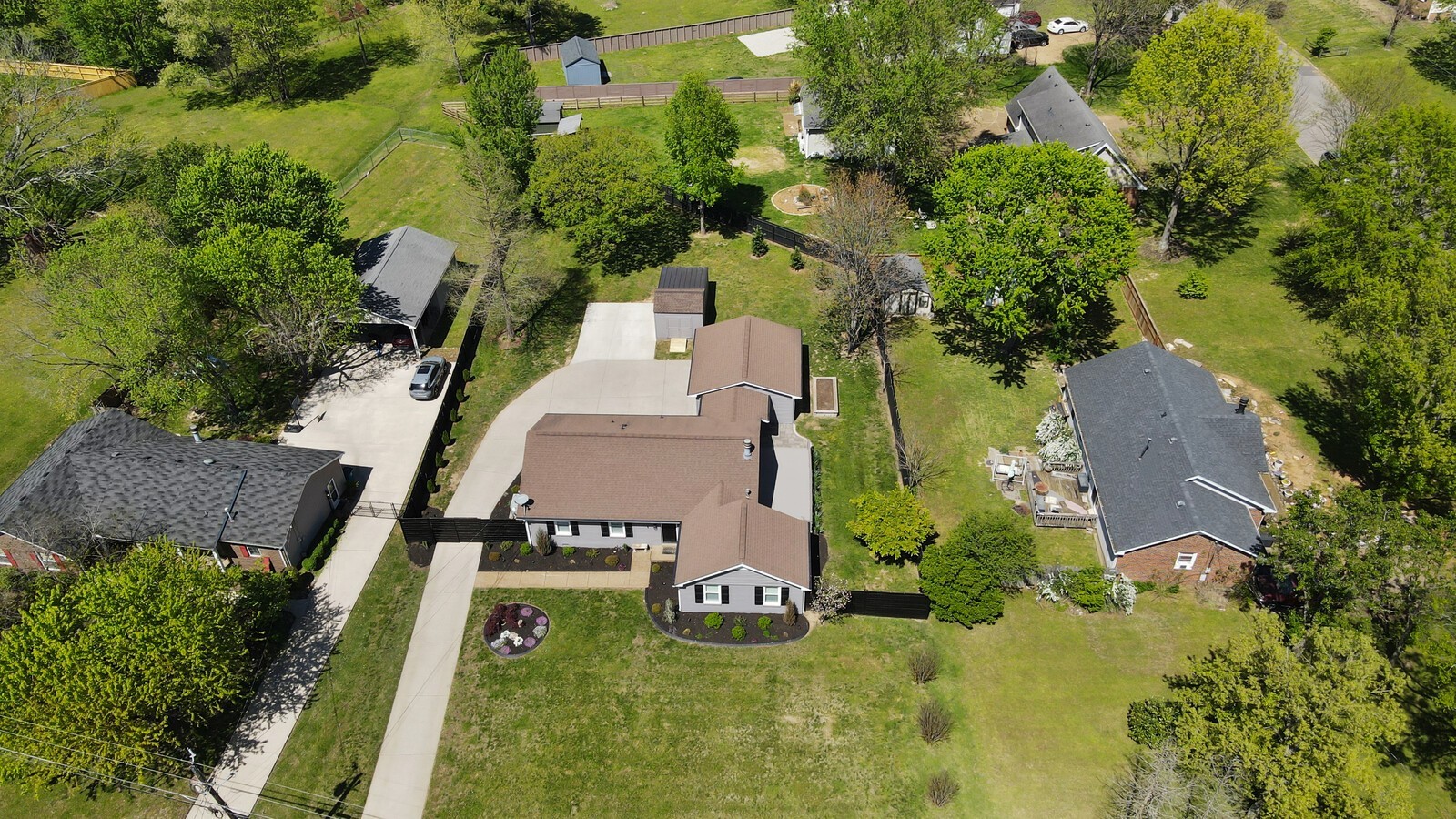 1013 Dortch Ln