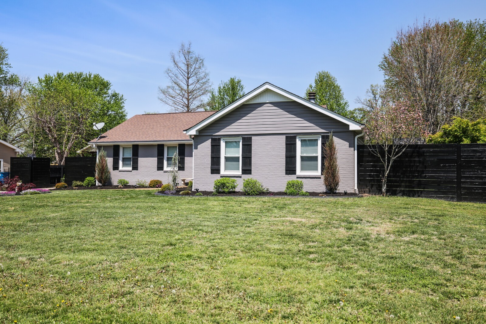 1013 Dortch Ln