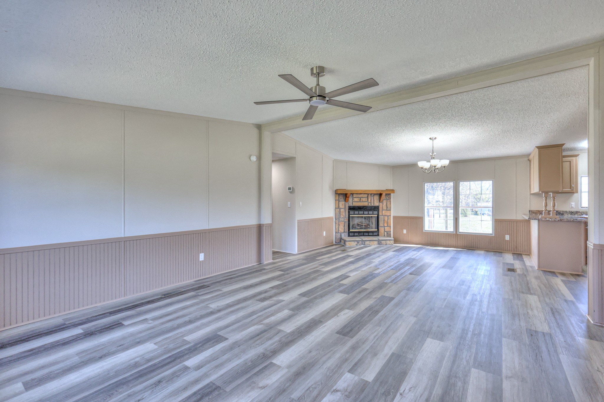 106 Horn Ln