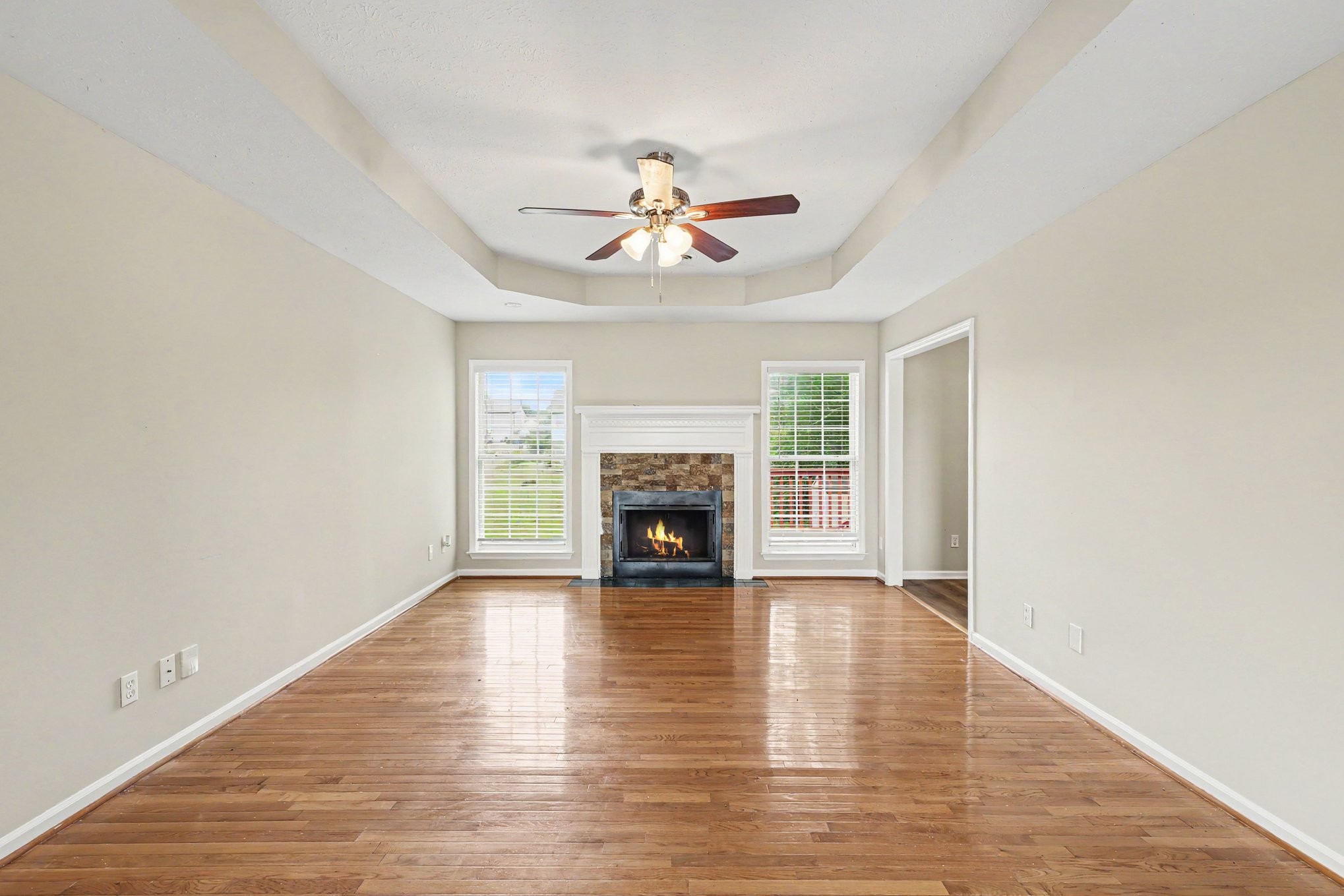 1608 Lillian Cir