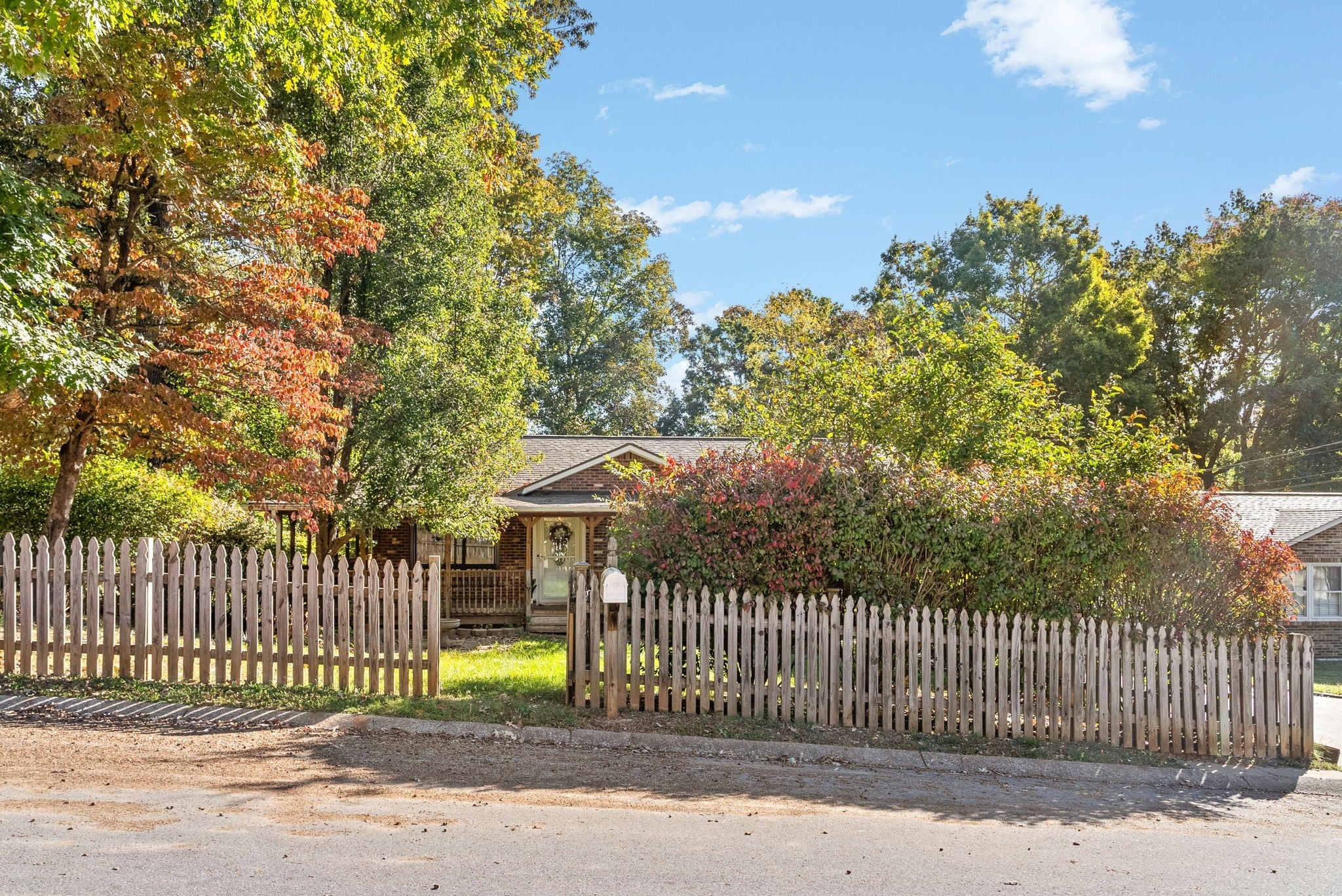 527 Ginkgo Dr