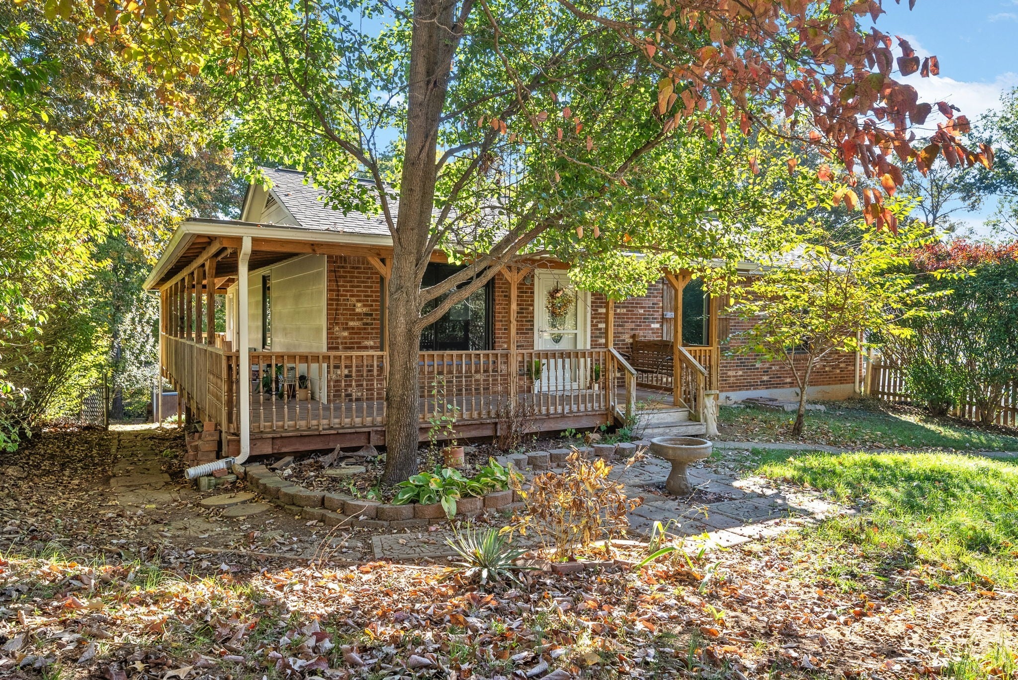 527 Ginkgo Dr