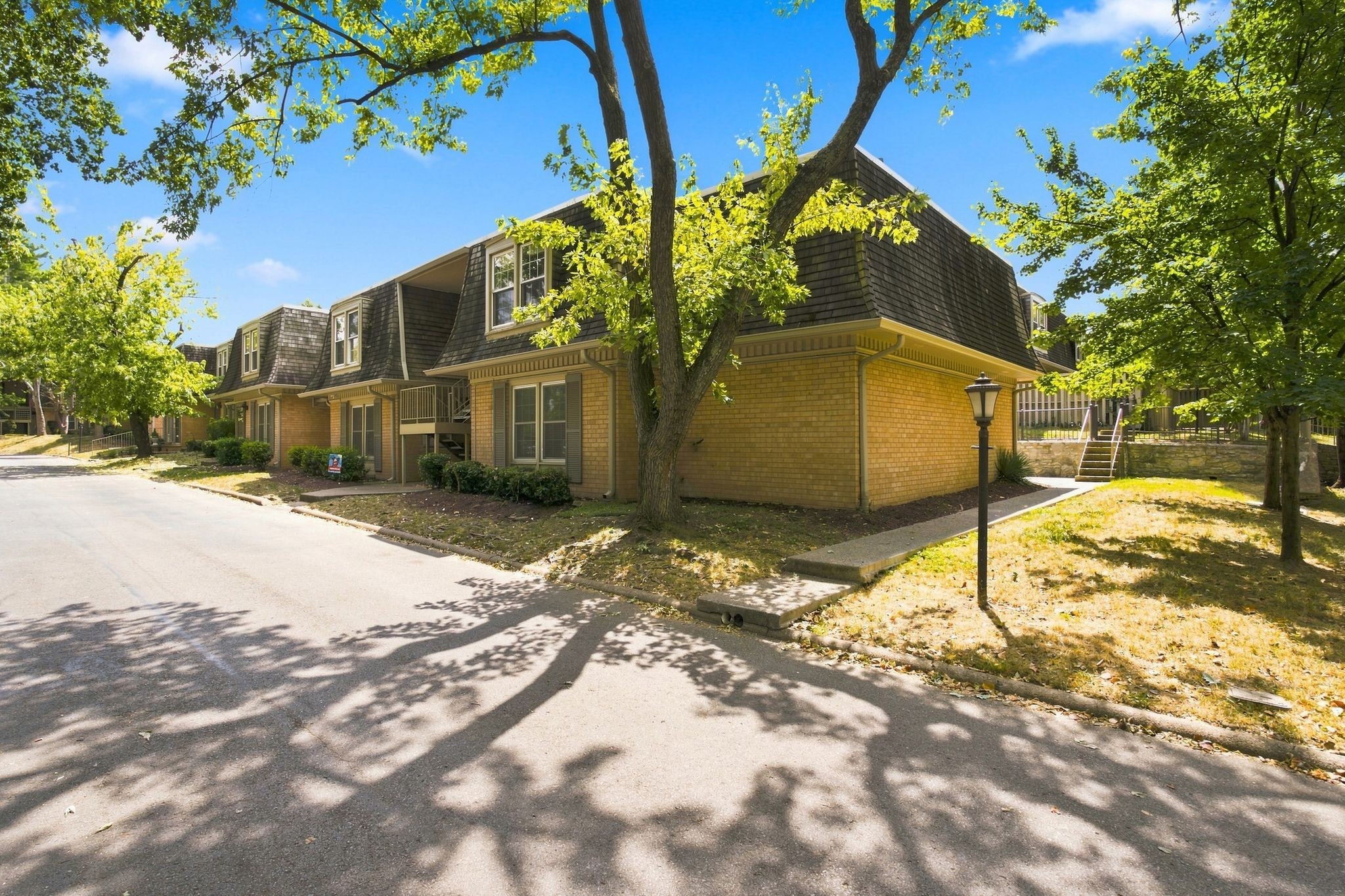 1-bed listing at 3000 Hillsboro Pike 136, Nashville