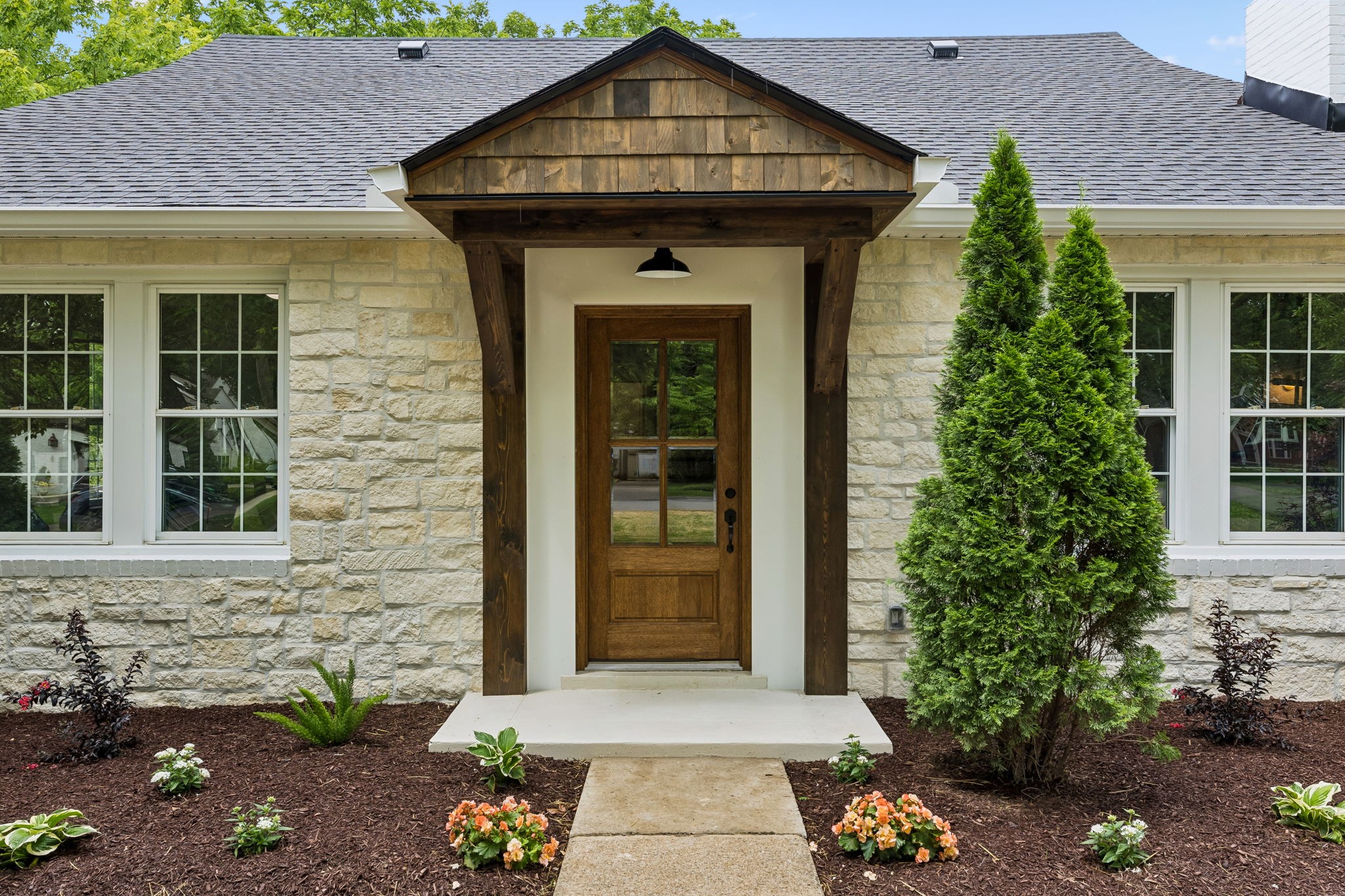 918 Sutton Hill Rd