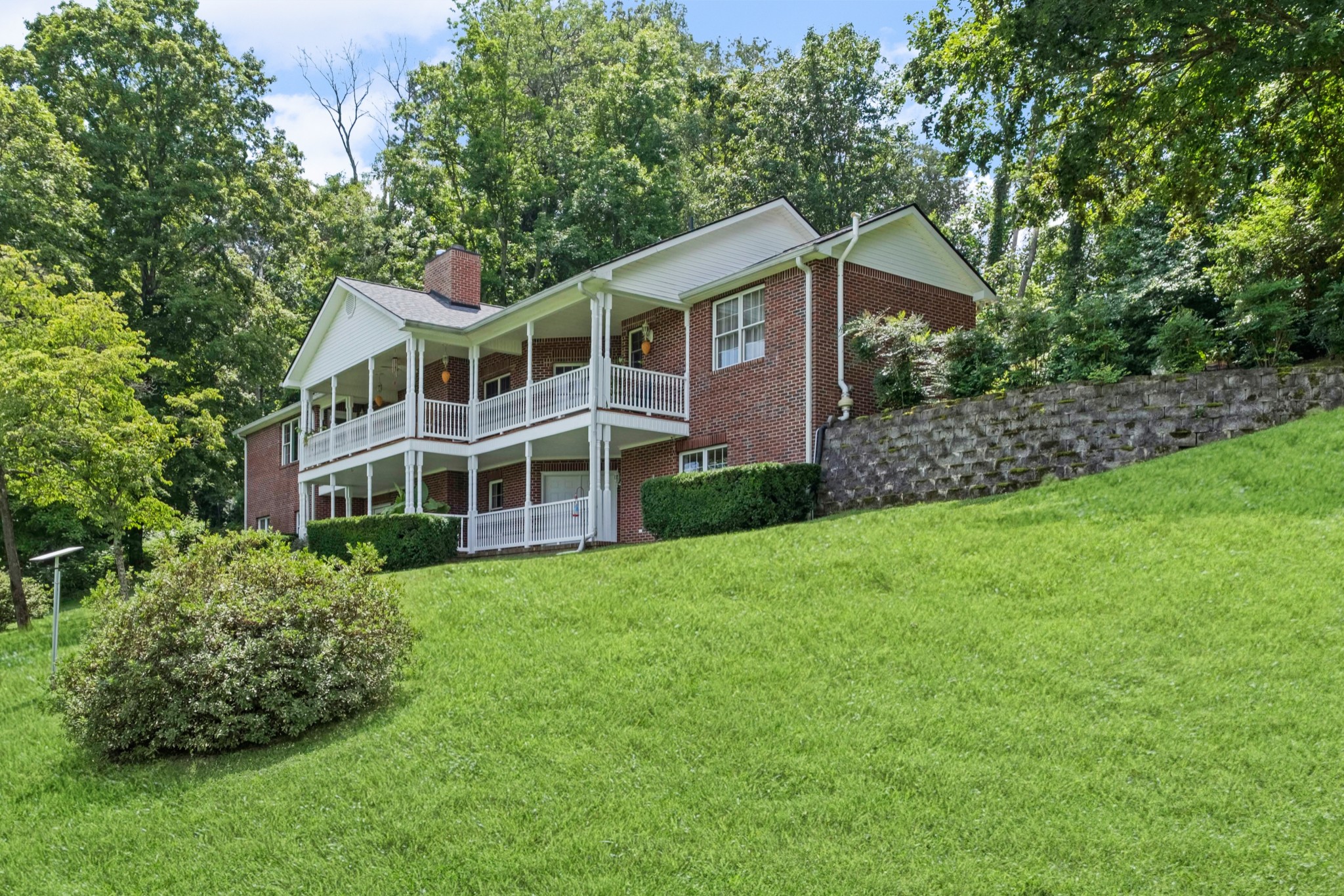 920 E Piney Rd