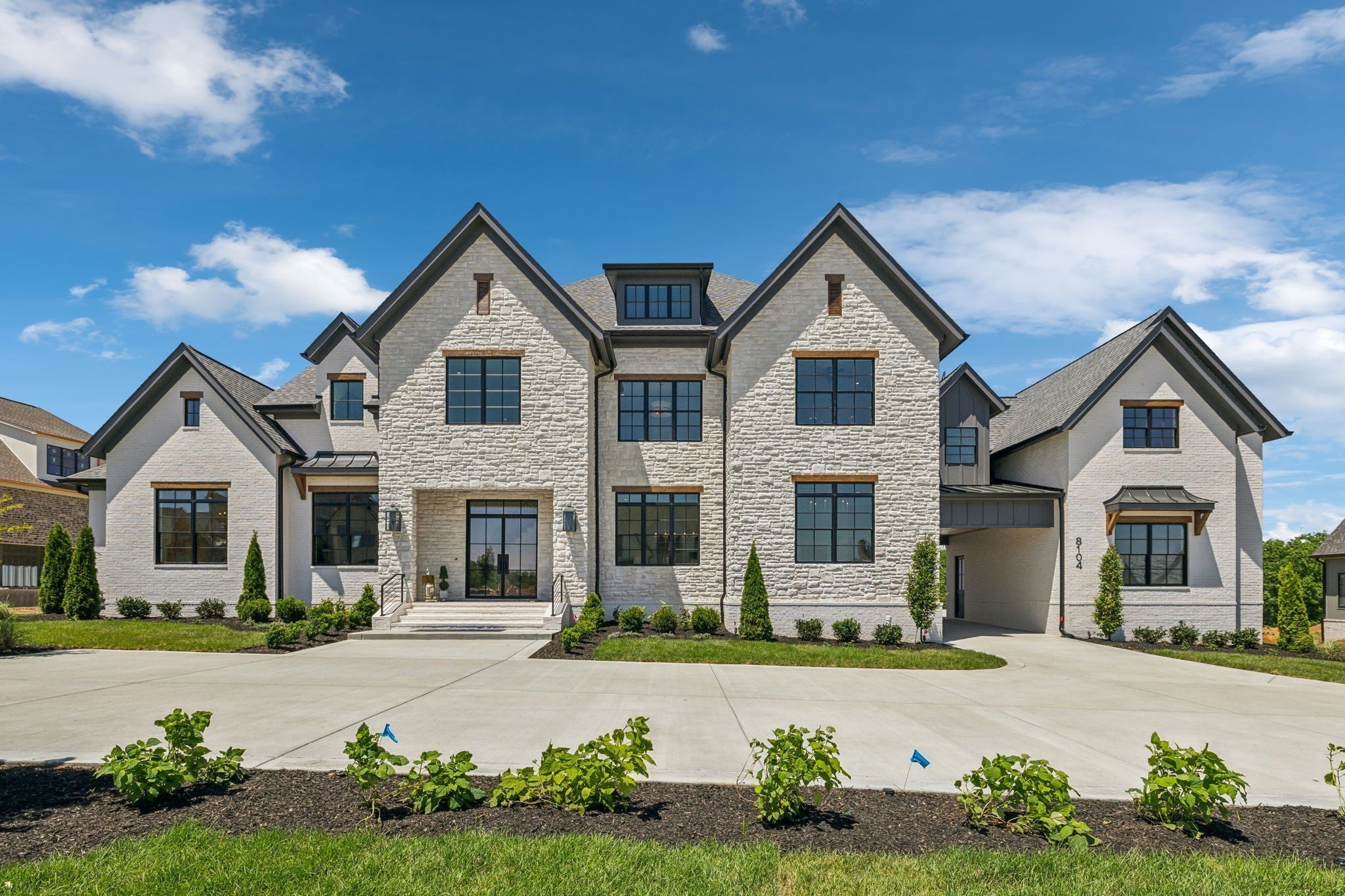 8104 Turning Point Dr