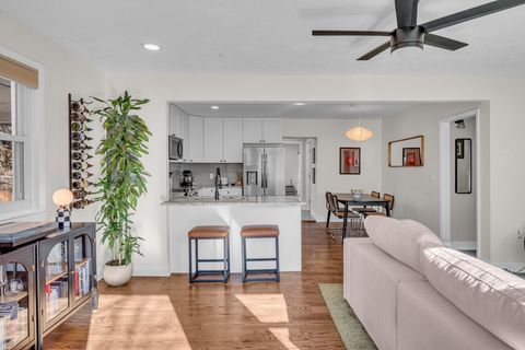 2219 Fernwood Dr Nashville TN 37216